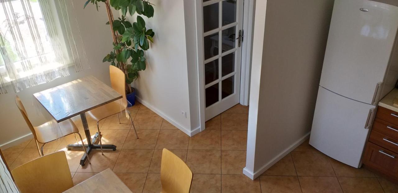Apartamenty I Pokoje Goscinne Kolodziejowka Сандомир Экстерьер фото